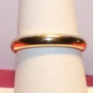 Cartier 18K solid, 4.6 grams, 3mm band, size 7.75